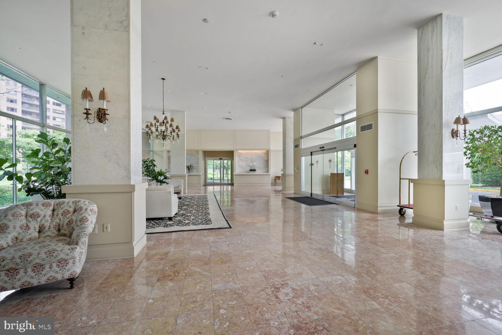 4201 CATHEDRAL AVENUE NW 303E