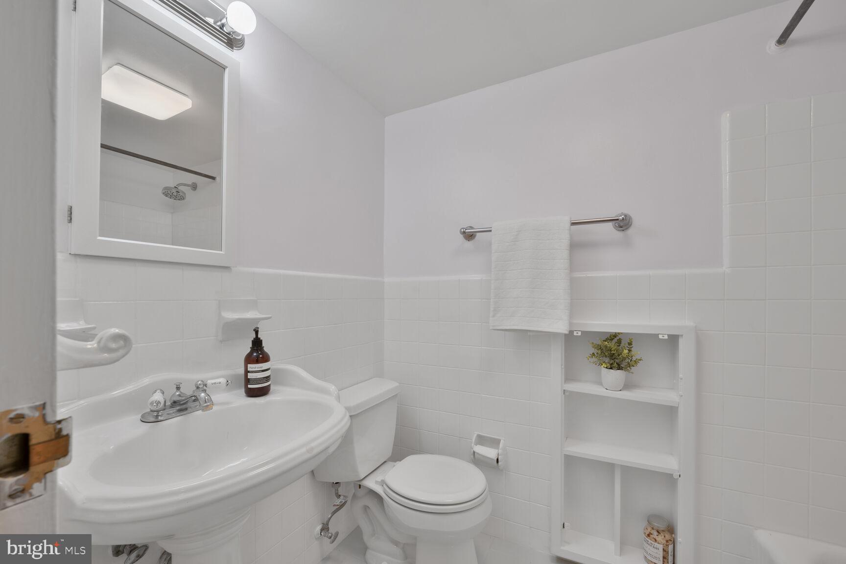 WESLEY HEIGHTS - Residential