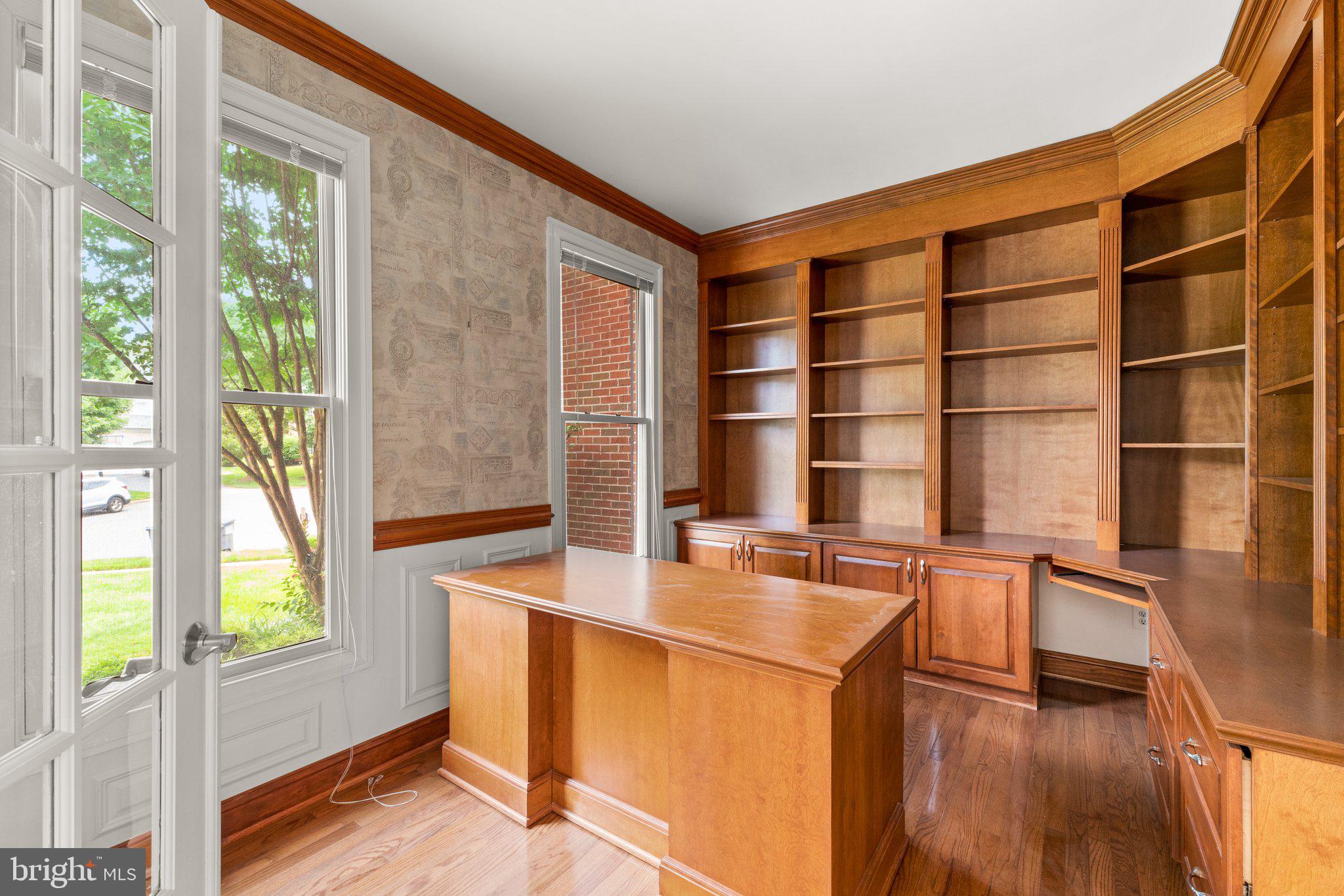 FRANKLIN CORNER - Residential