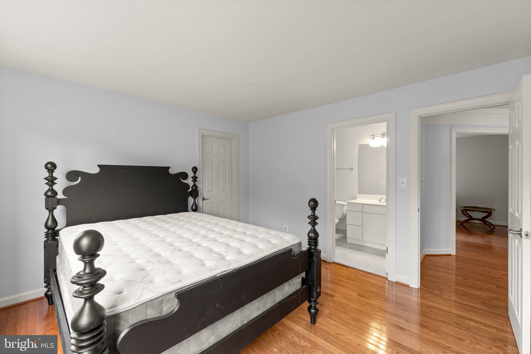 FRANKLIN CORNER - Residential