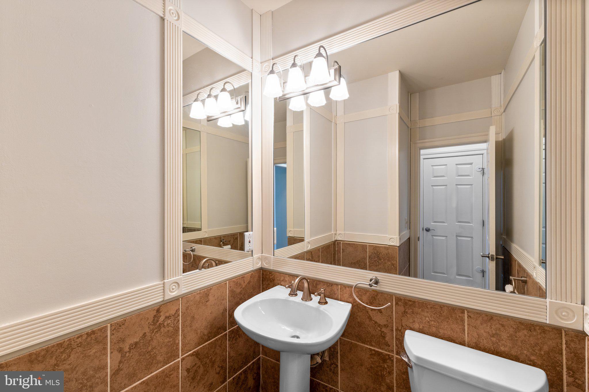 FRANKLIN CORNER - Residential