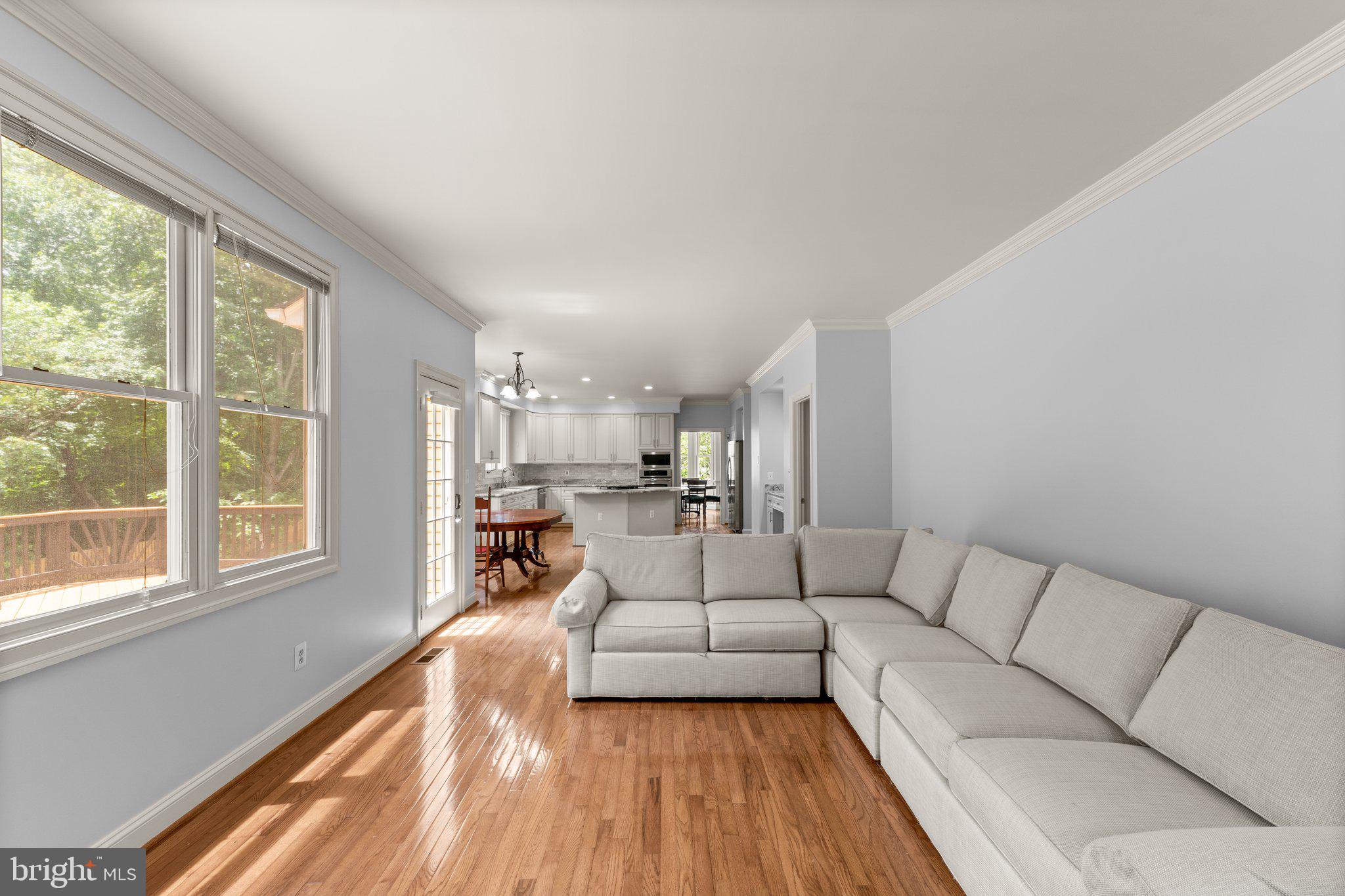 FRANKLIN CORNER - Residential