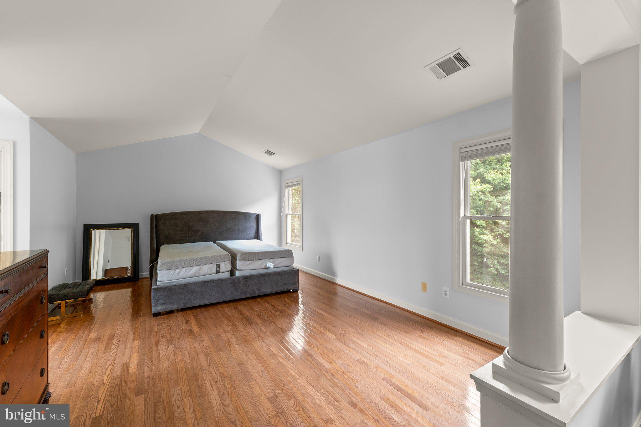 FRANKLIN CORNER - Residential