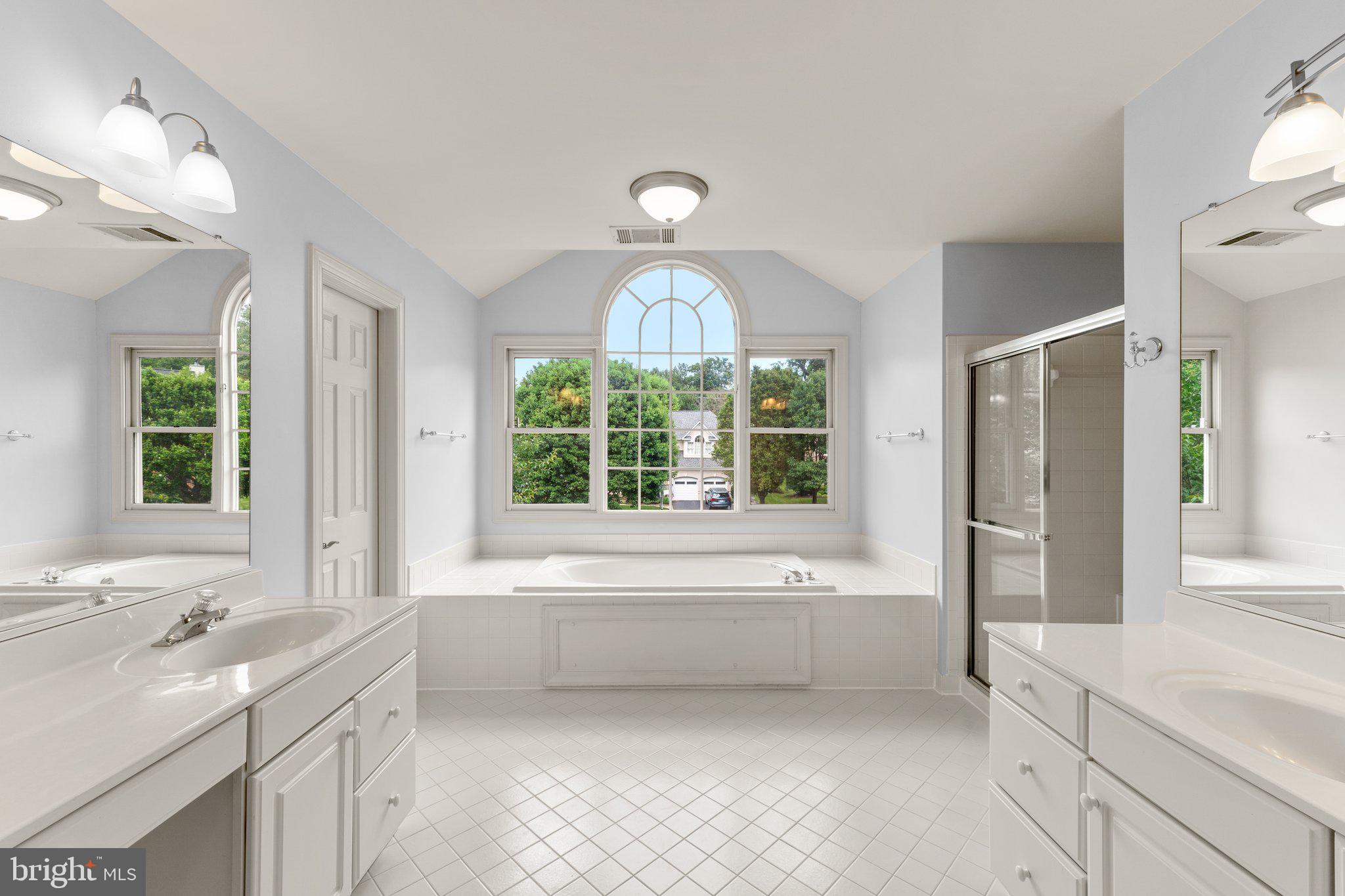 FRANKLIN CORNER - Residential