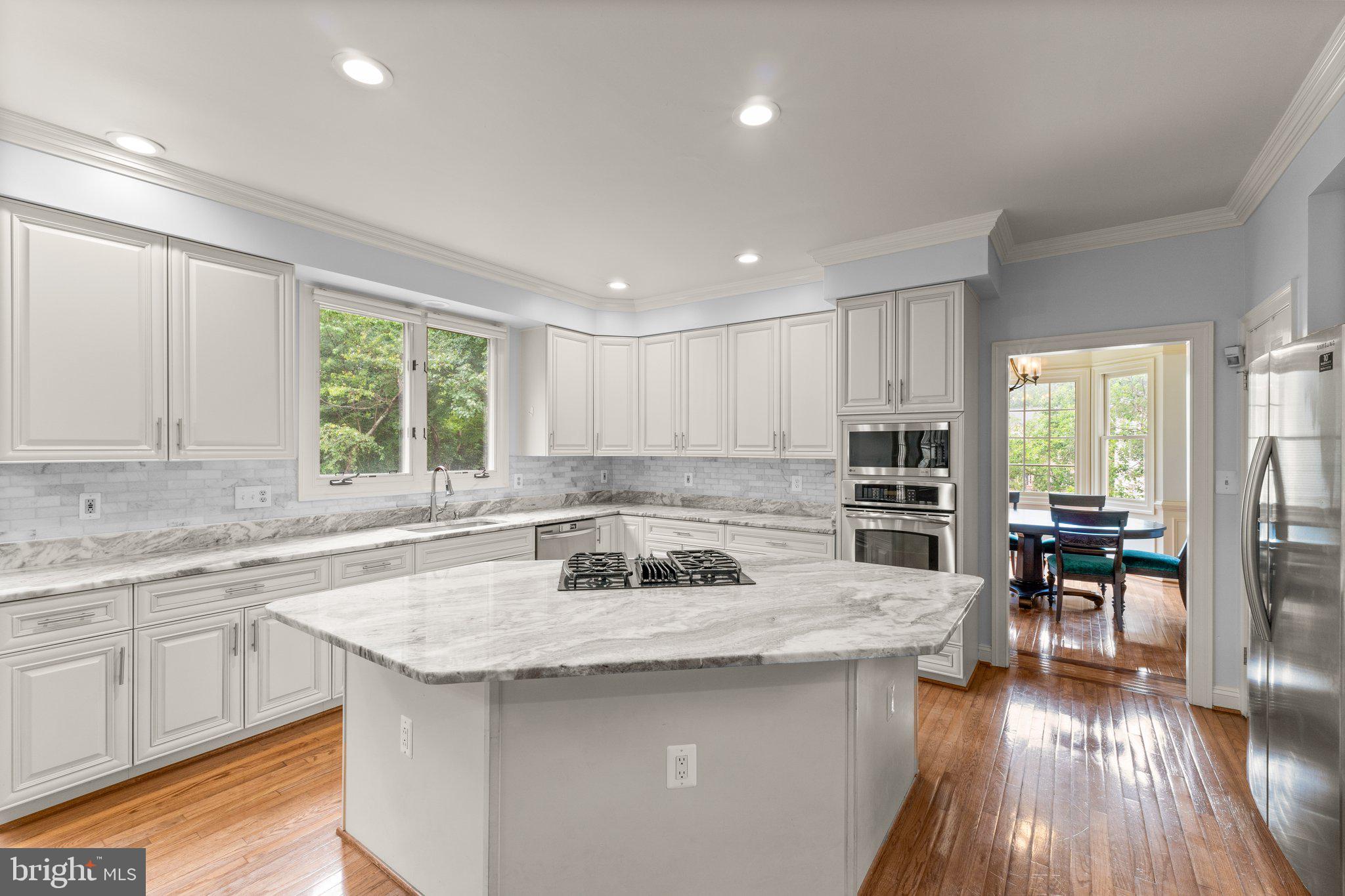 FRANKLIN CORNER - Residential