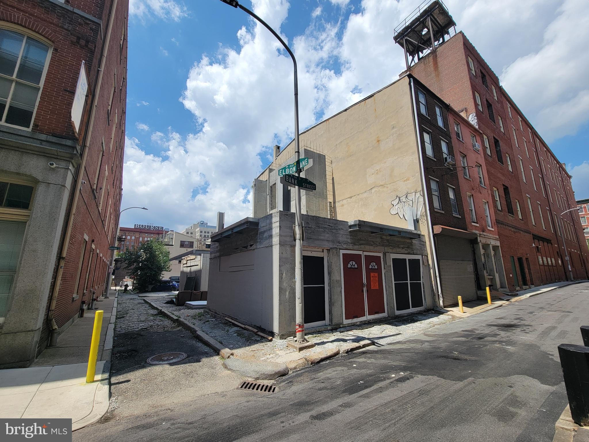 20 S BANK STREET 22