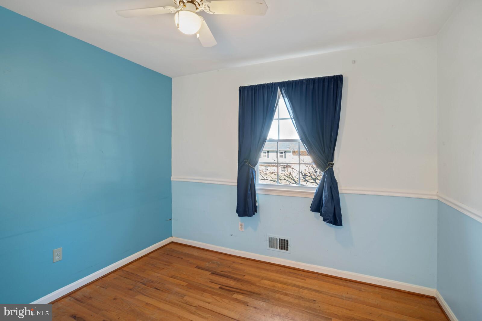 LAKE RIDGE - Residential