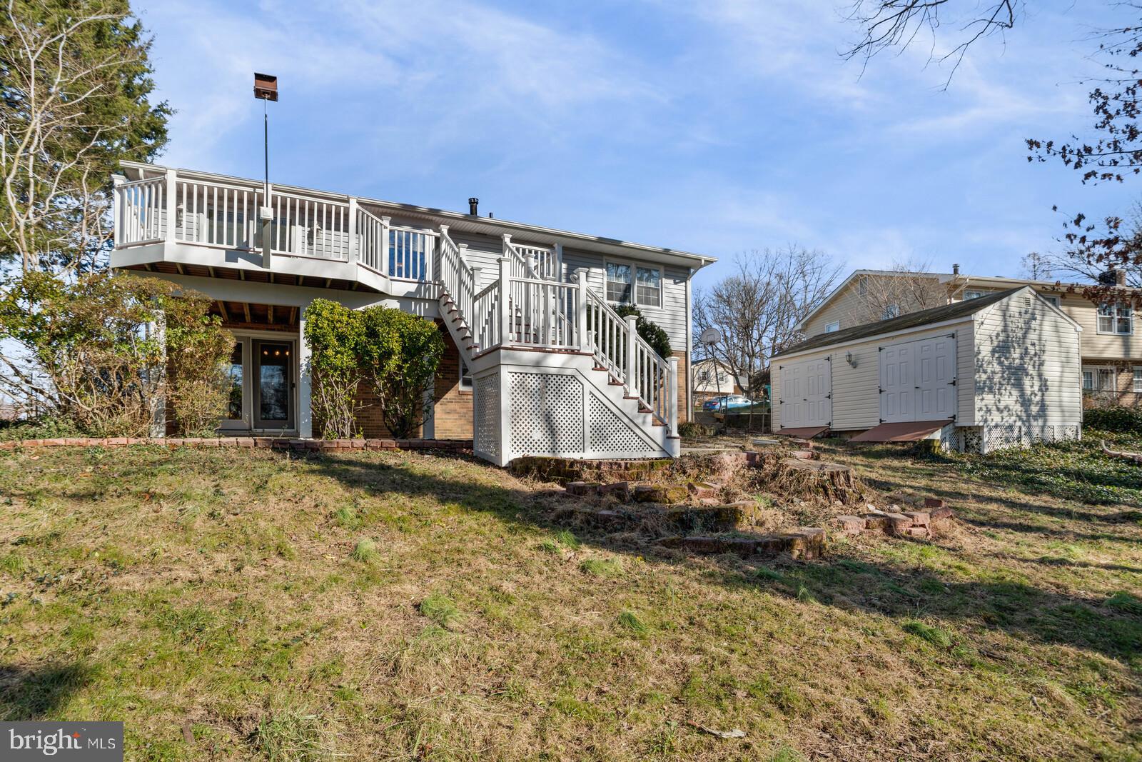 LAKE RIDGE - Residential