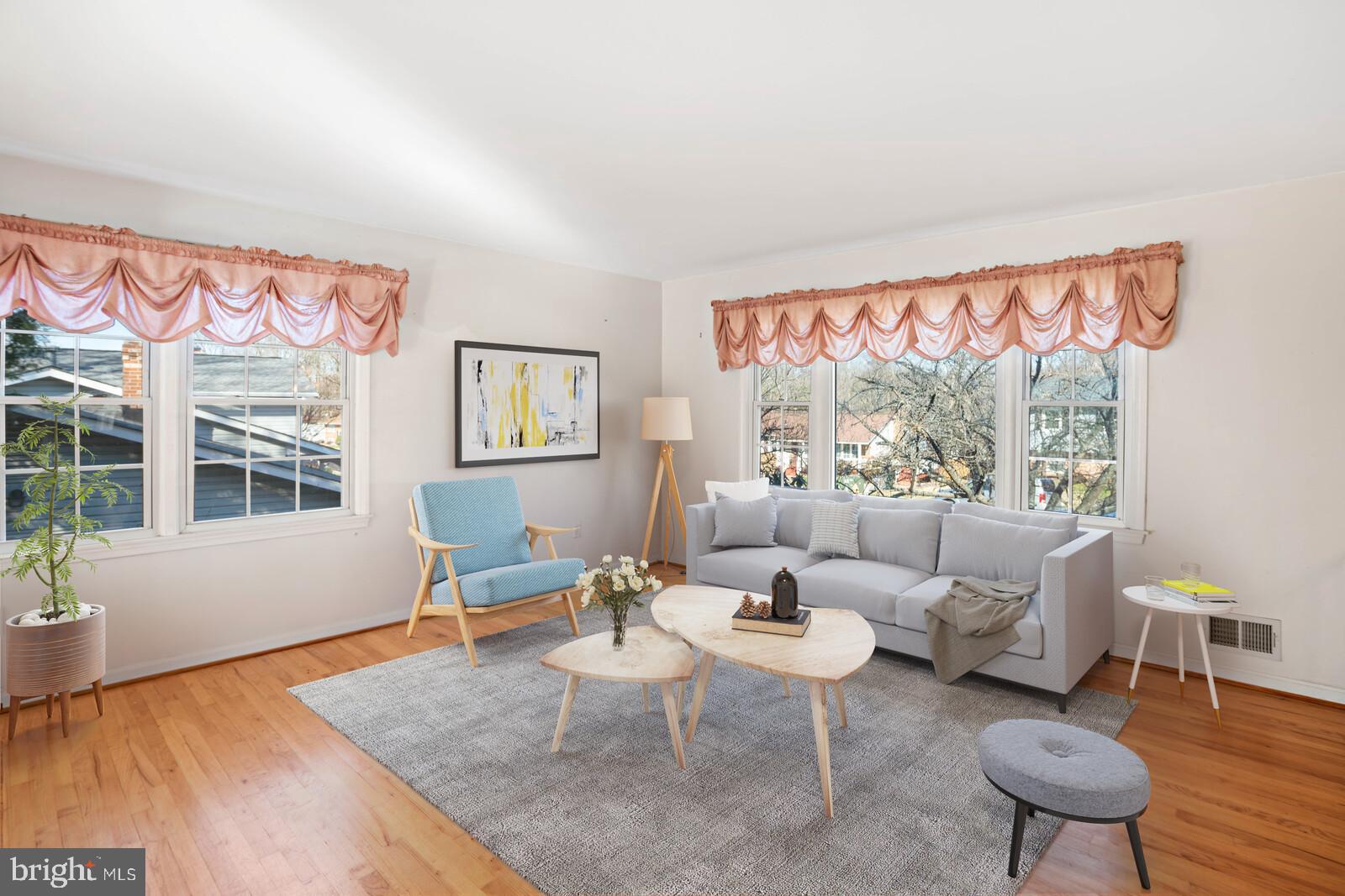 LAKE RIDGE - Residential