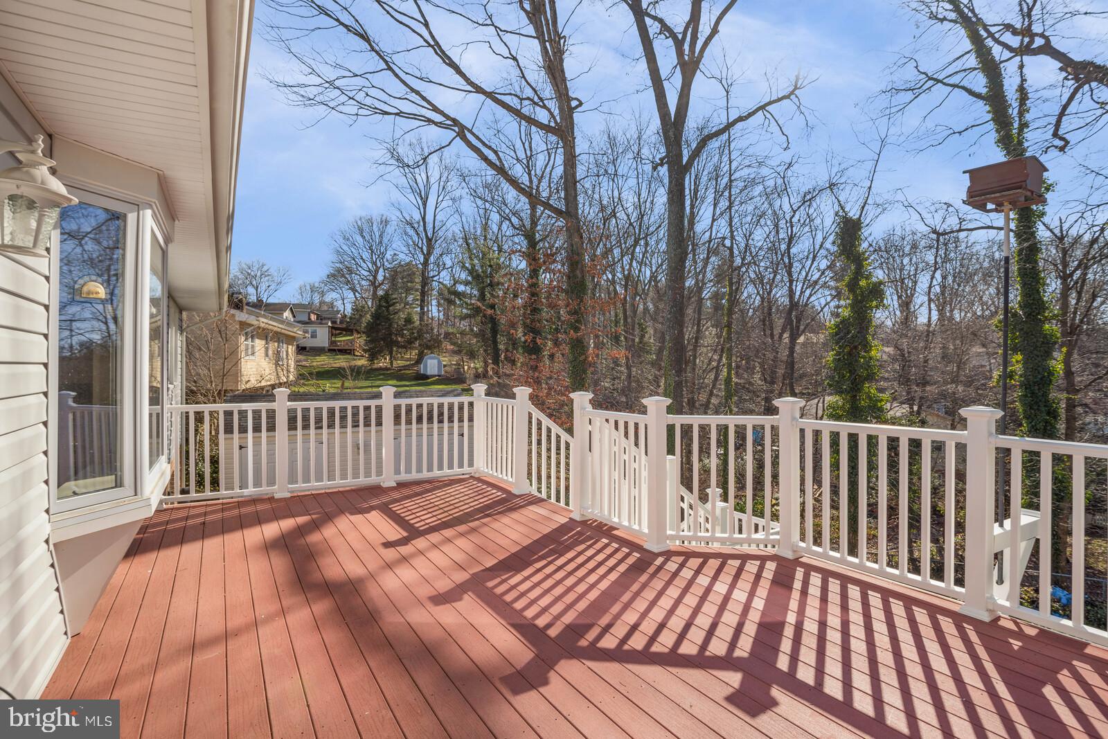 LAKE RIDGE - Residential