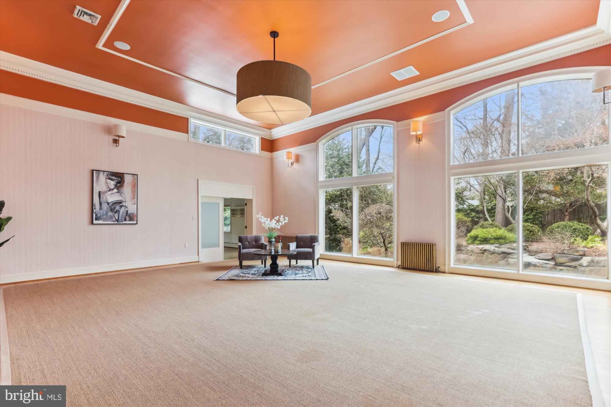 RICH E LAND - Residential