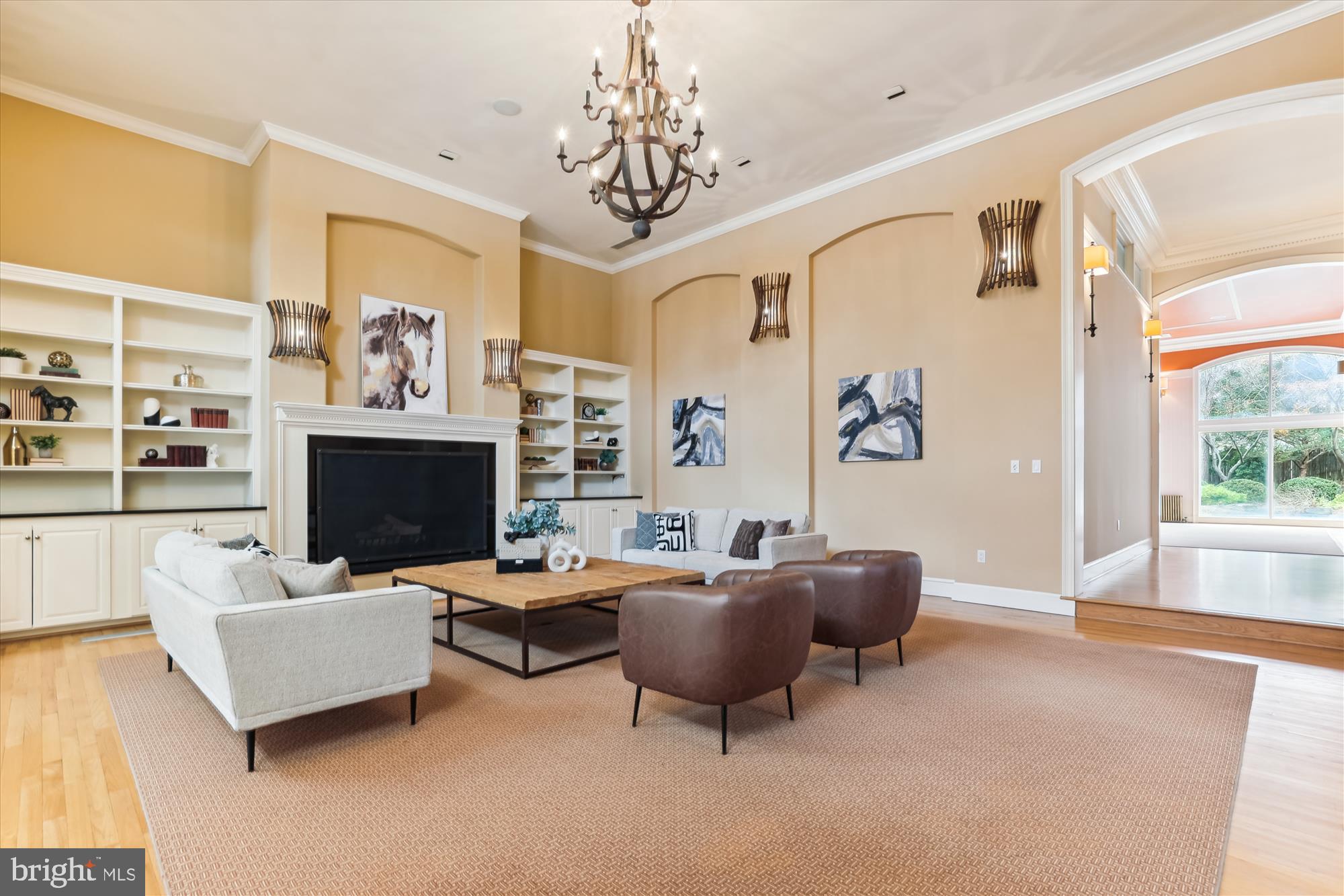 RICH E LAND - Residential