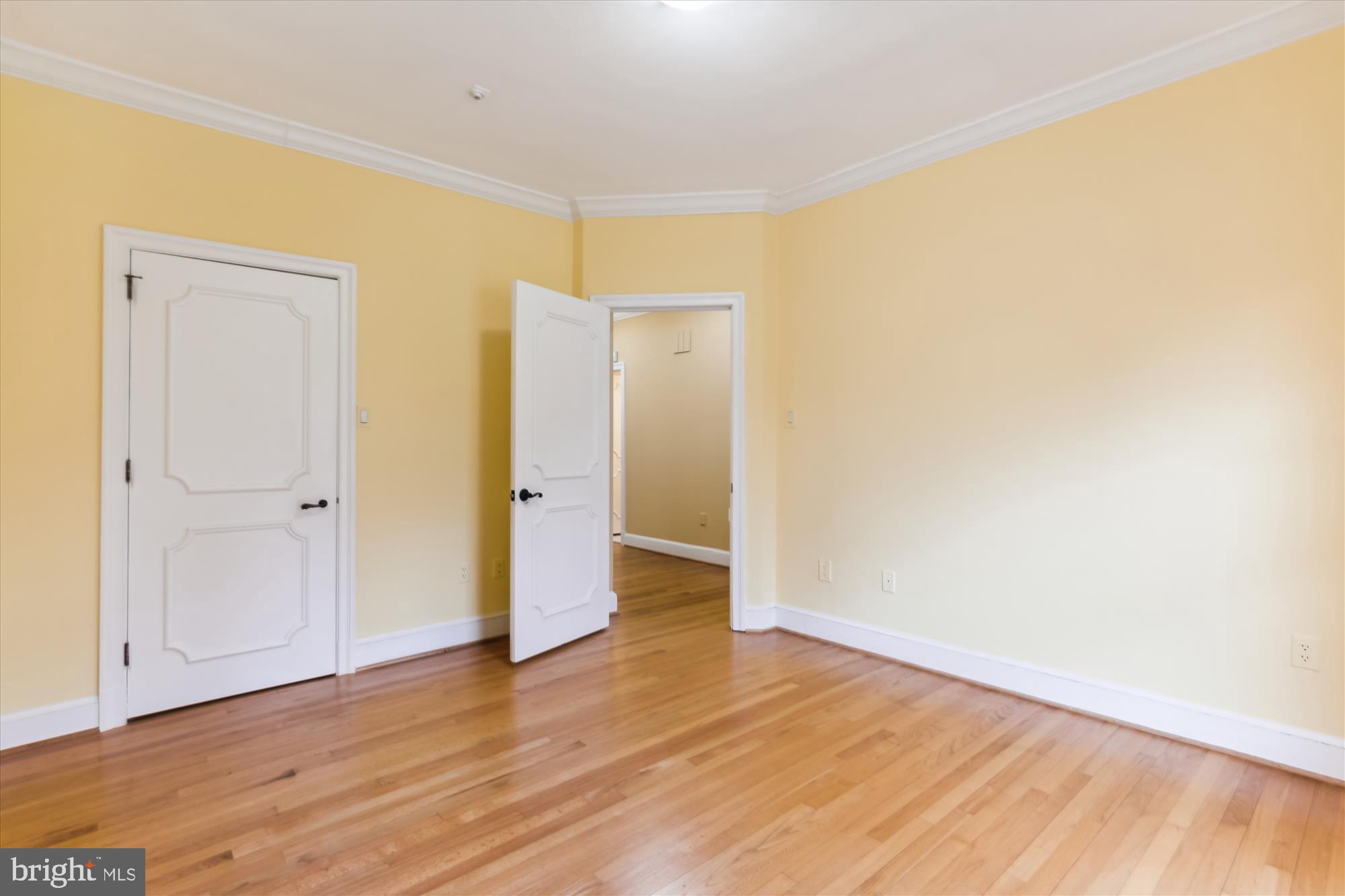 RICH E LAND - Residential