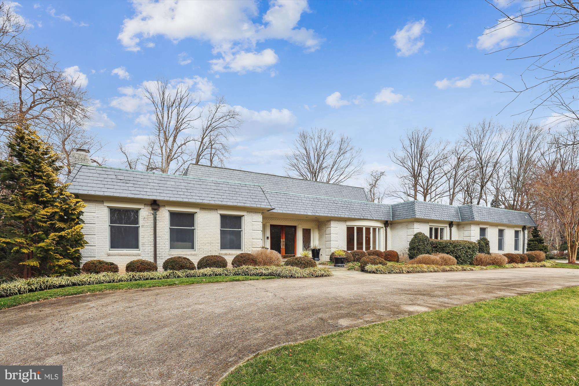 RICH E LAND - Residential