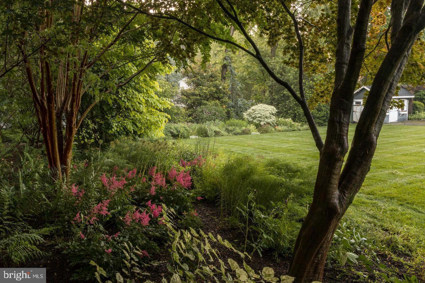 RICH E LAND - Residential