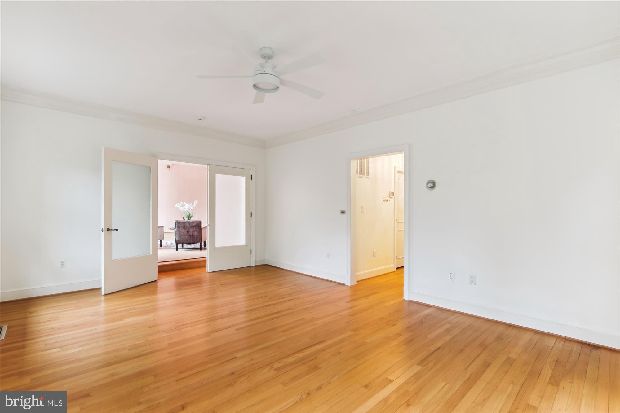 RICH E LAND - Residential