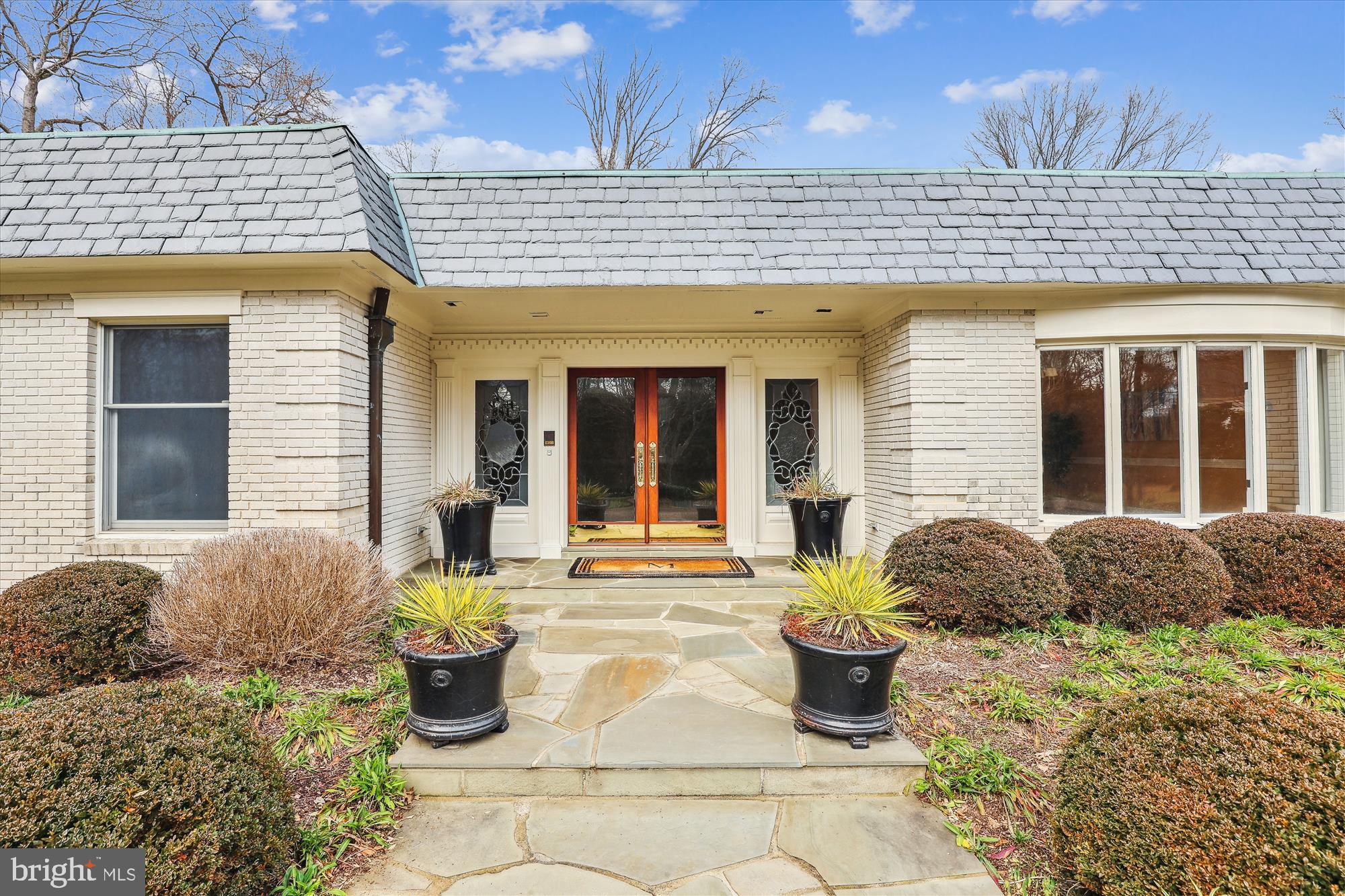 RICH E LAND - Residential