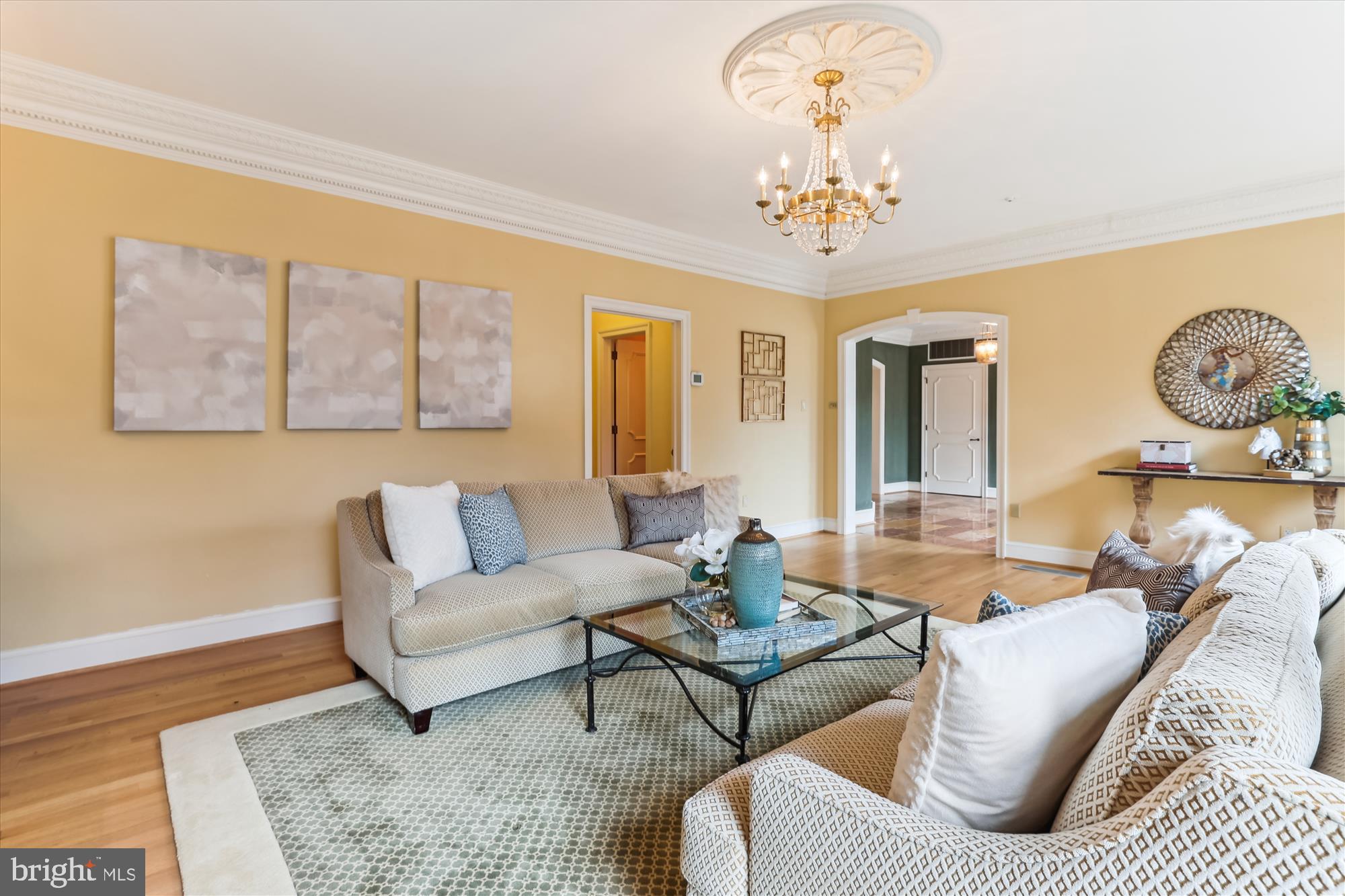 RICH E LAND - Residential