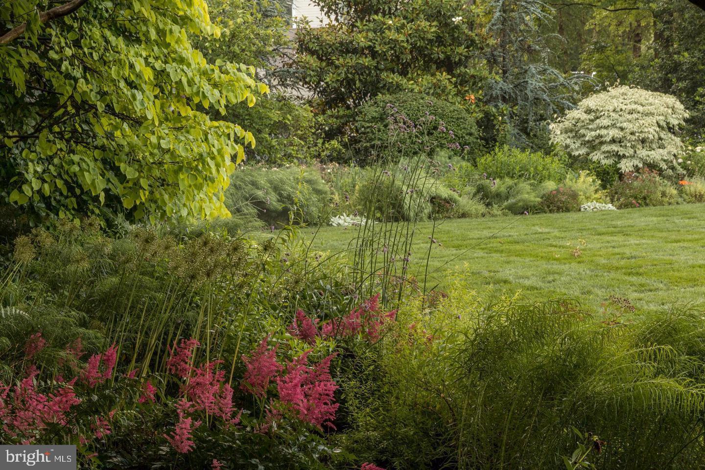 RICH E LAND - Residential