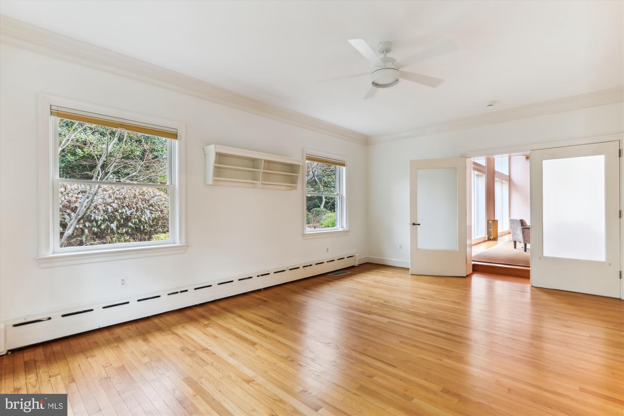 RICH E LAND - Residential