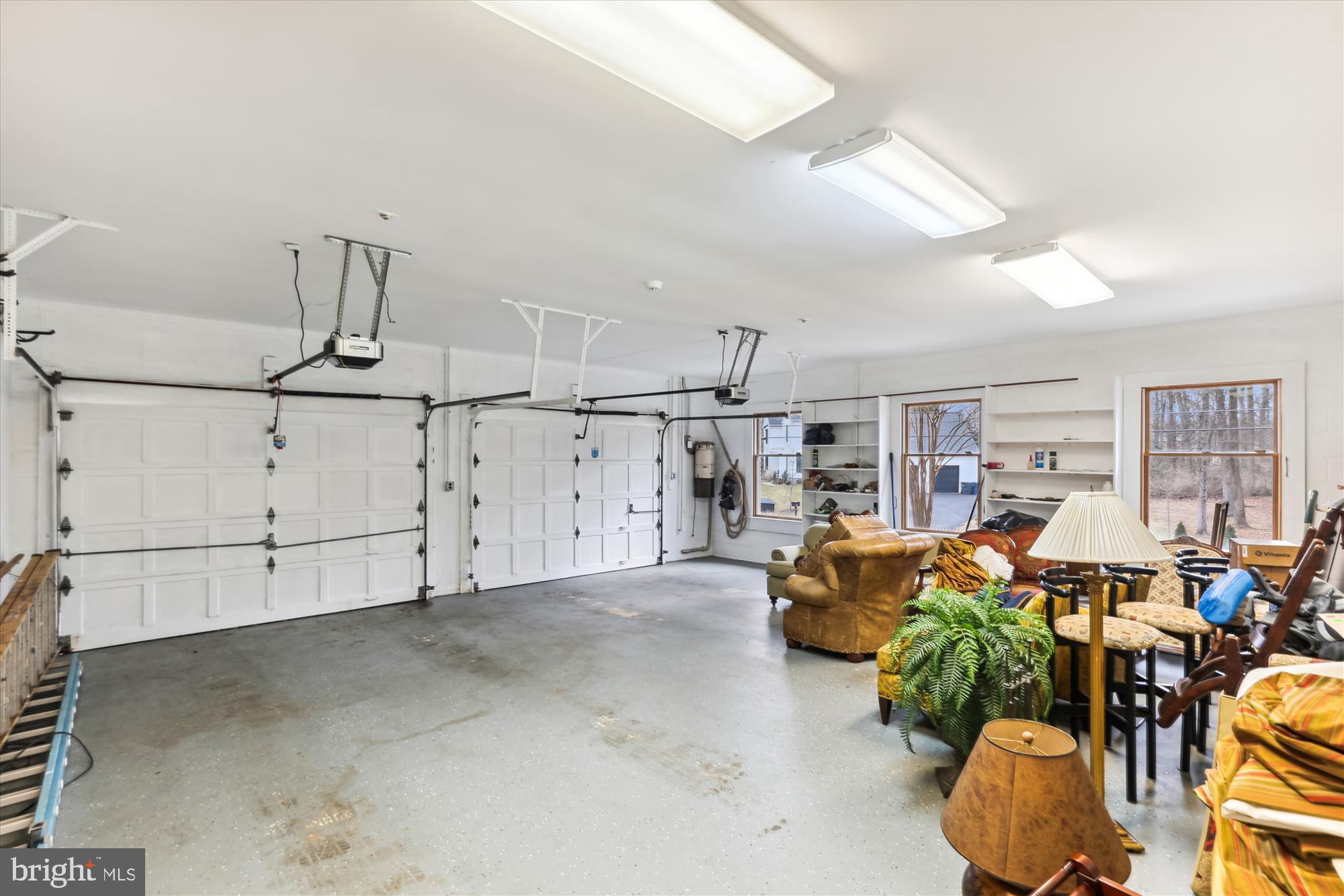 RICH E LAND - Residential