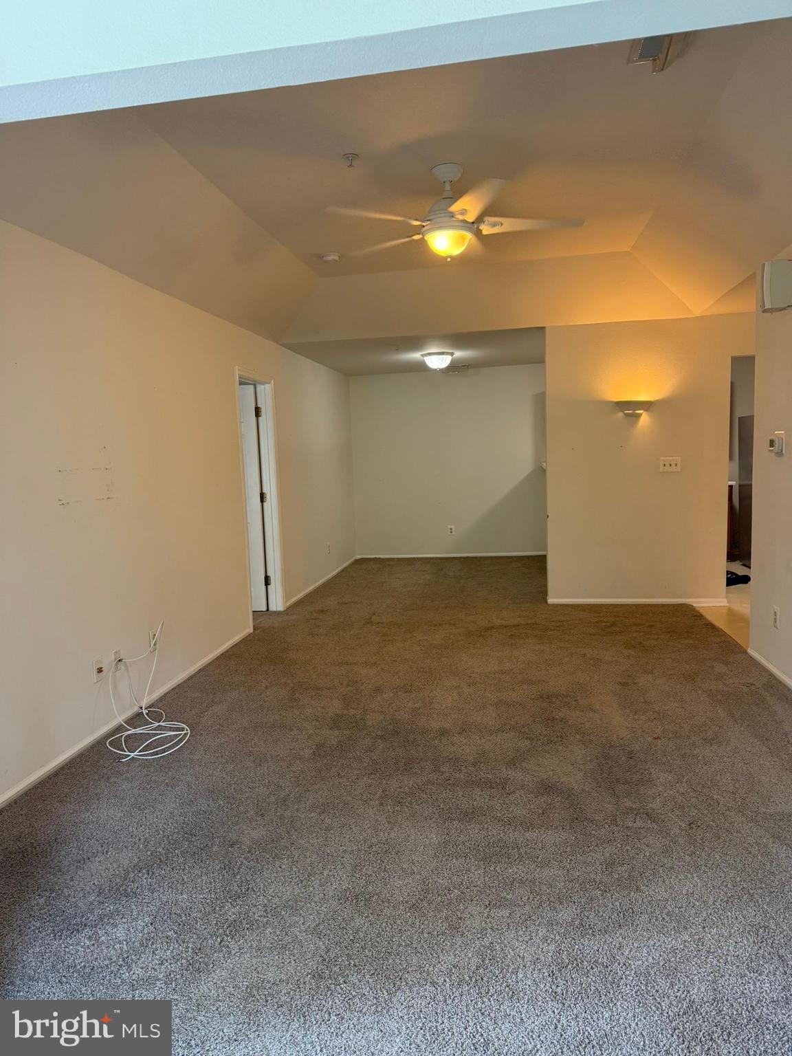 ENGLISH COUNTRY MANOR - Residential