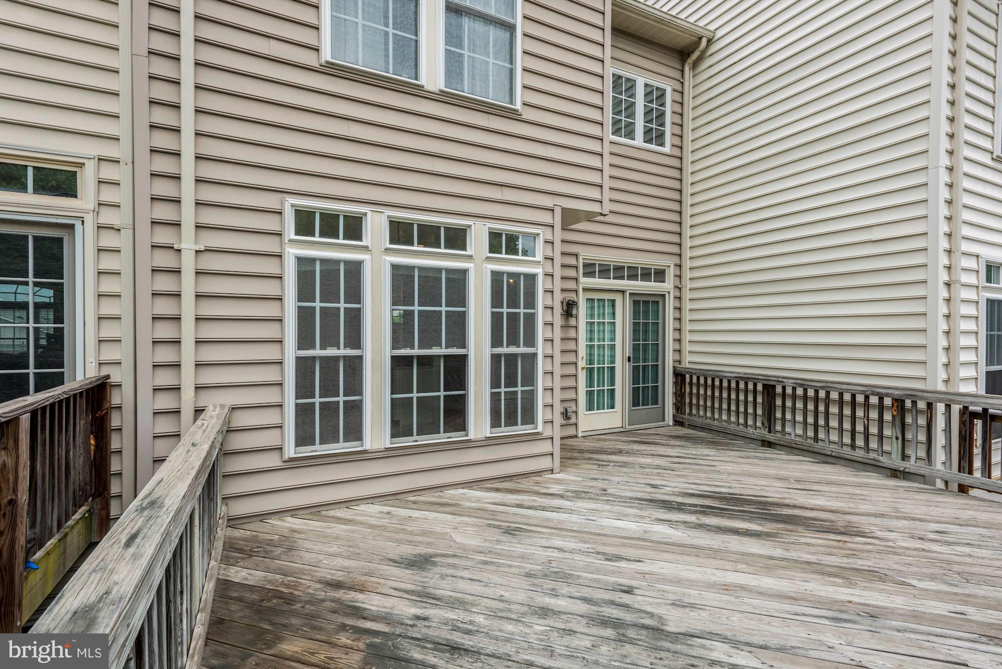 WAVERLY WOODS - Residential Lease