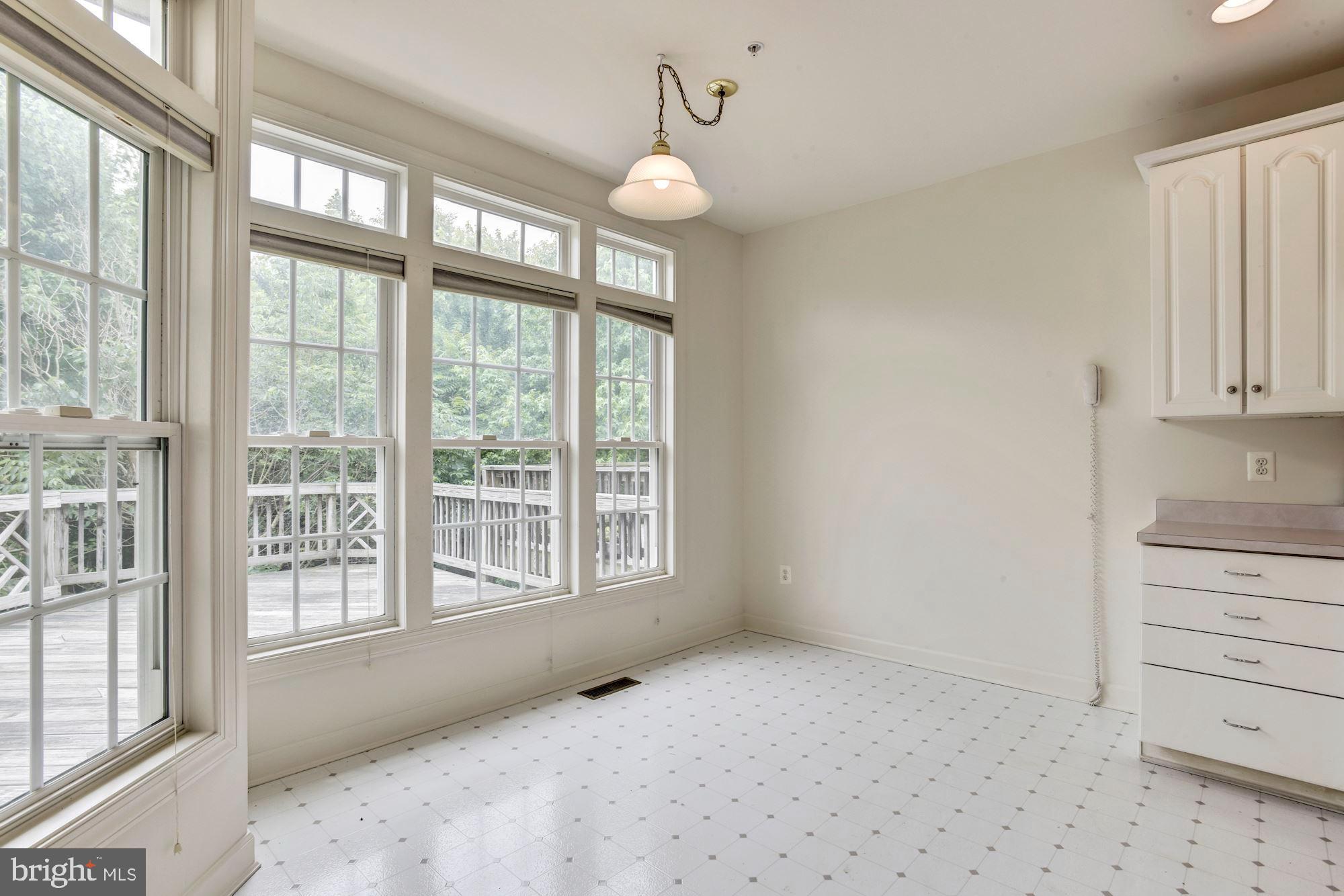 WAVERLY WOODS - Residential Lease