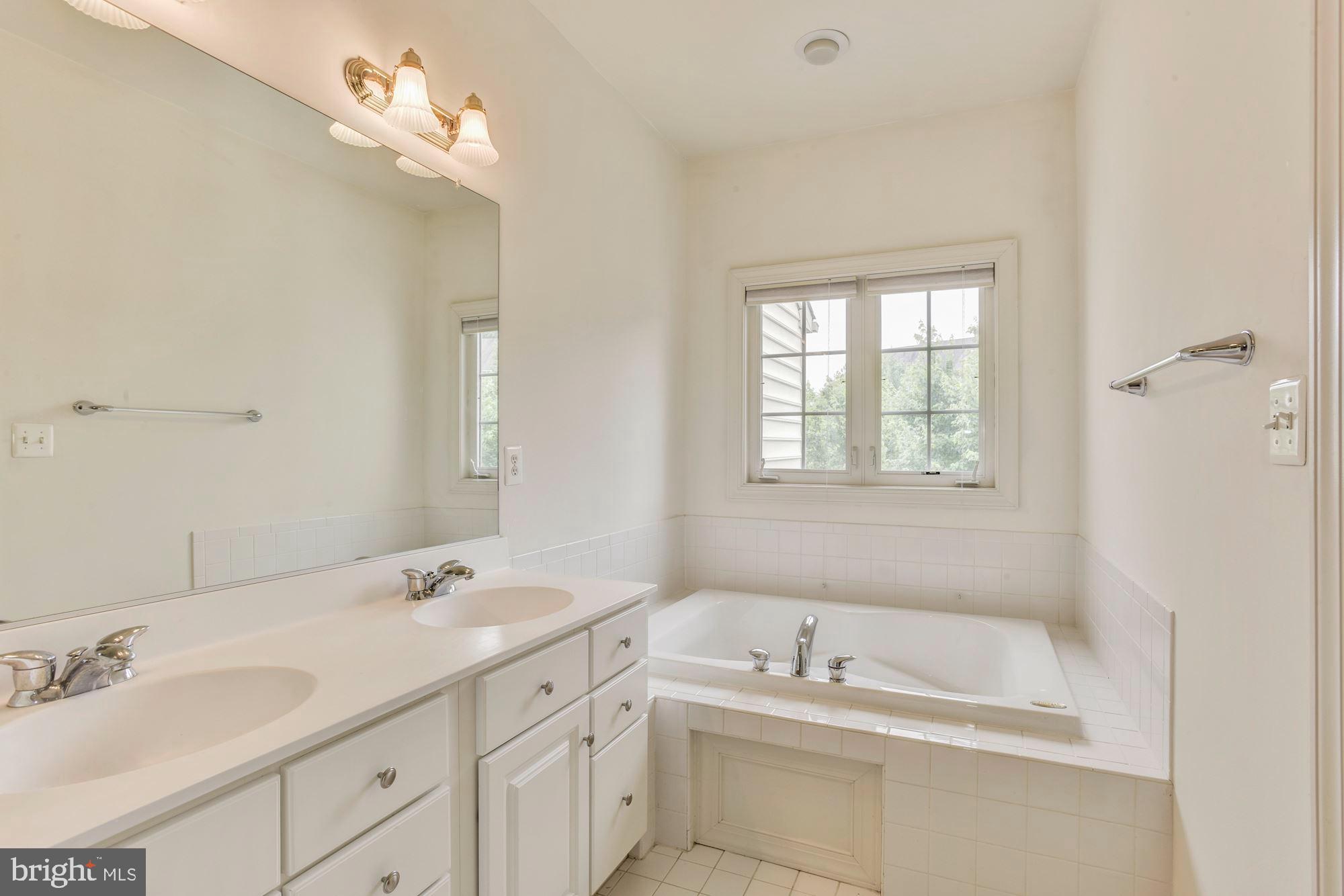 WAVERLY WOODS - Residential Lease