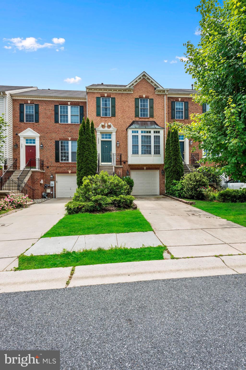 WAVERLY WOODS - Residential Lease