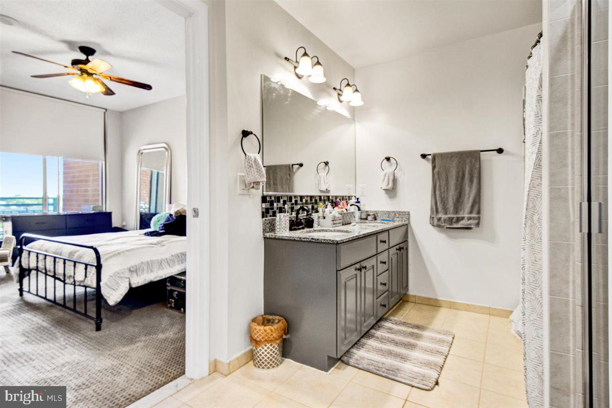 ECLIPSE ON CENTER PARK - Residential Lease