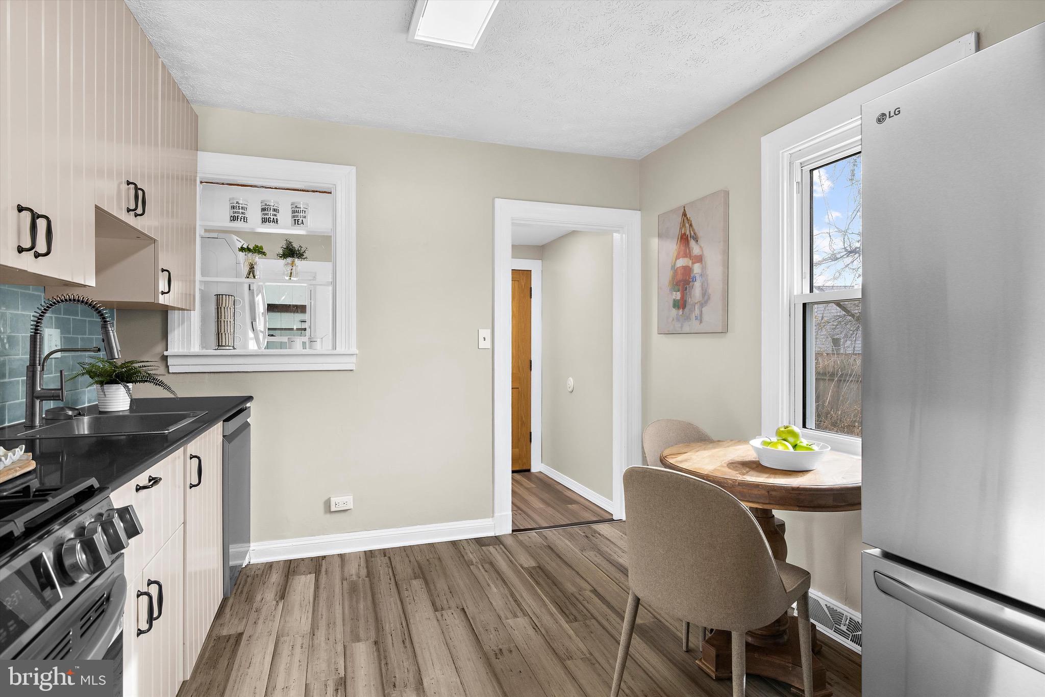 COLONY HILLS - Residential