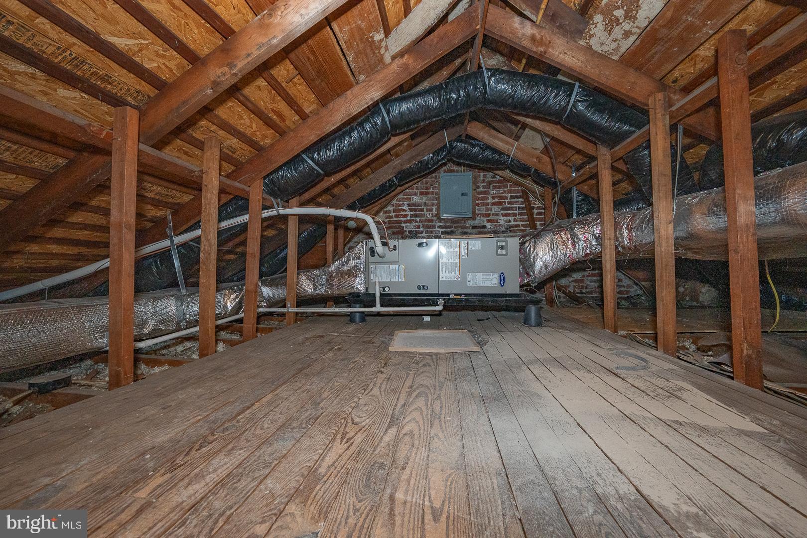 LANSDOWNE - Residential