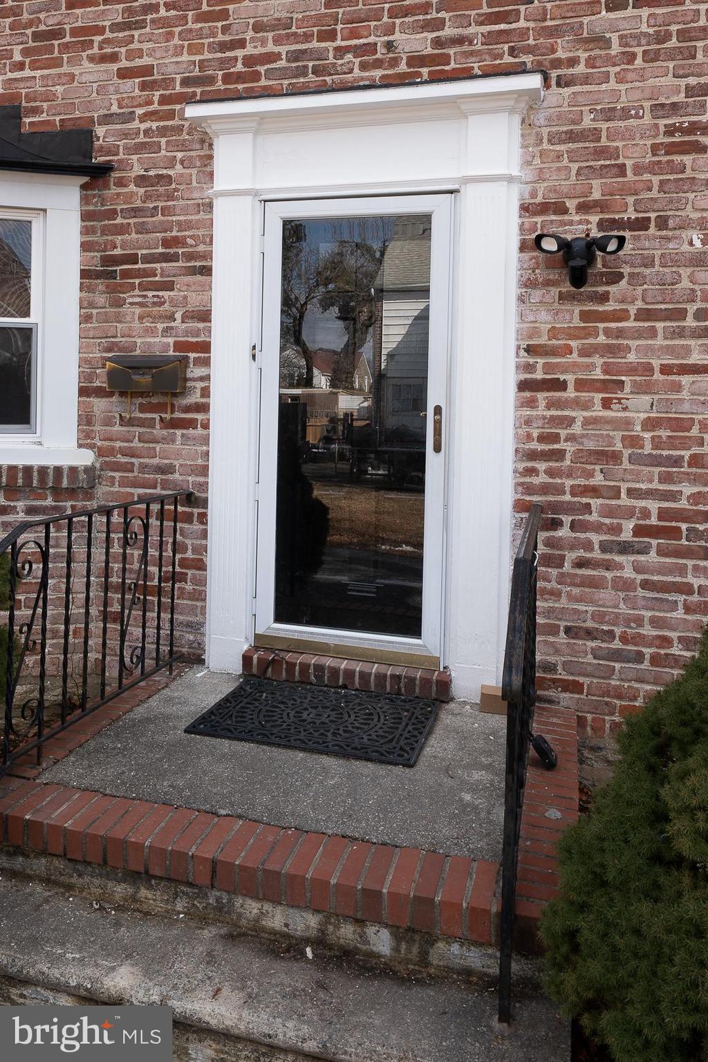 LANSDOWNE - Residential