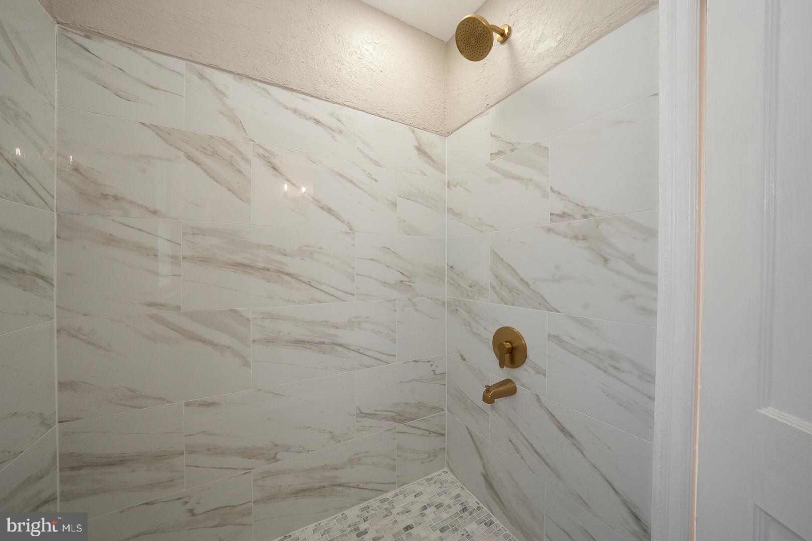 LANSDOWNE - Residential