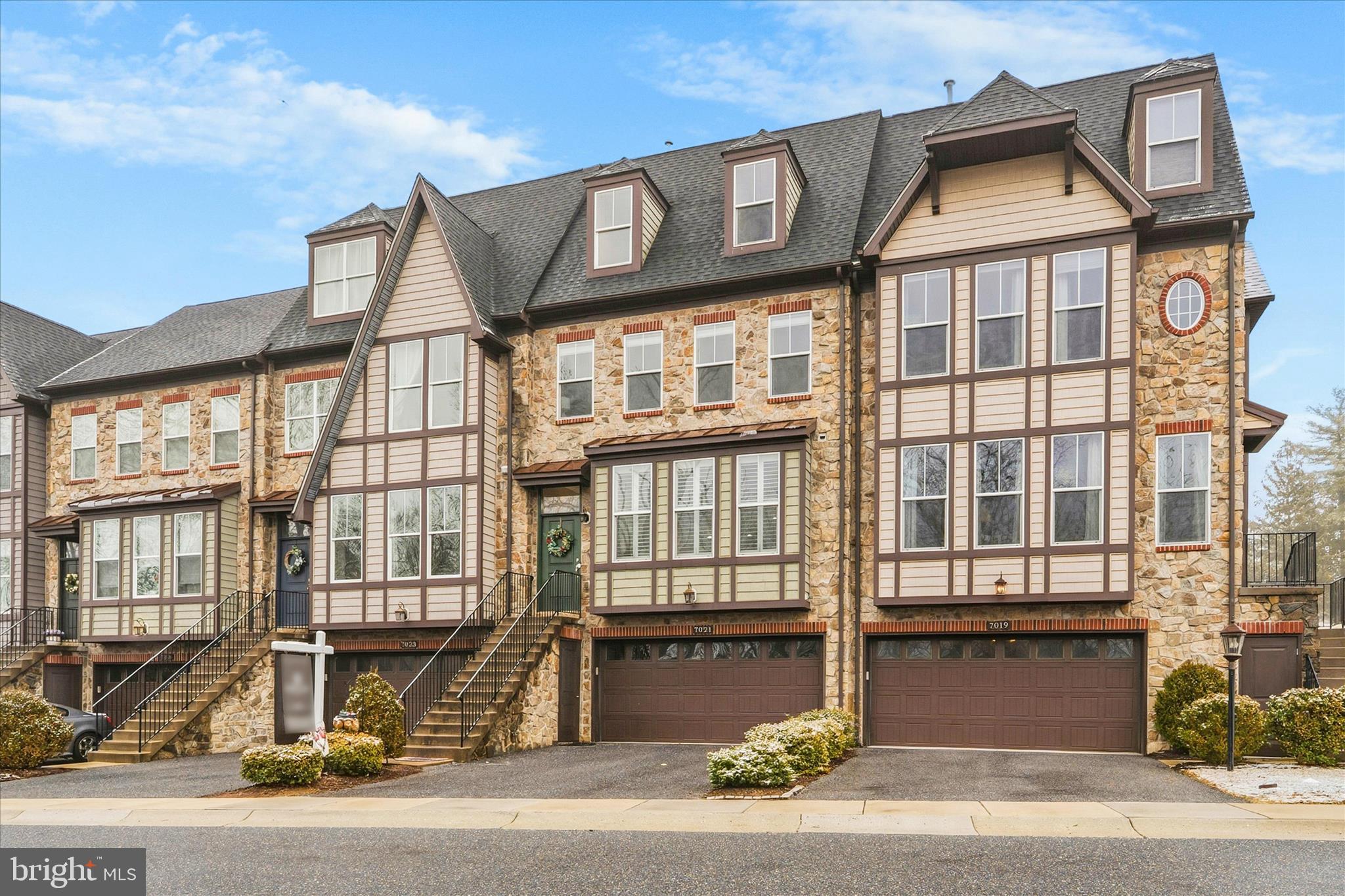 WESTWINDS - Residential