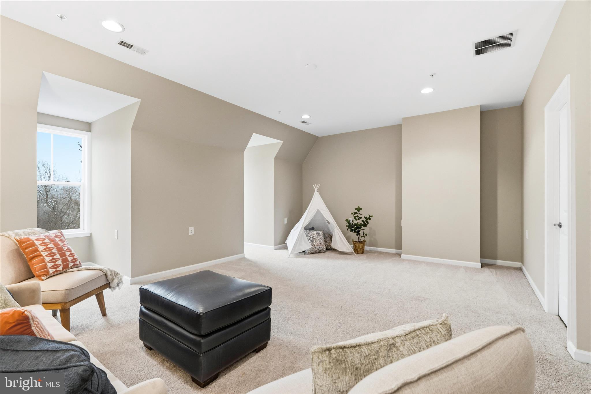 WESTWINDS - Residential