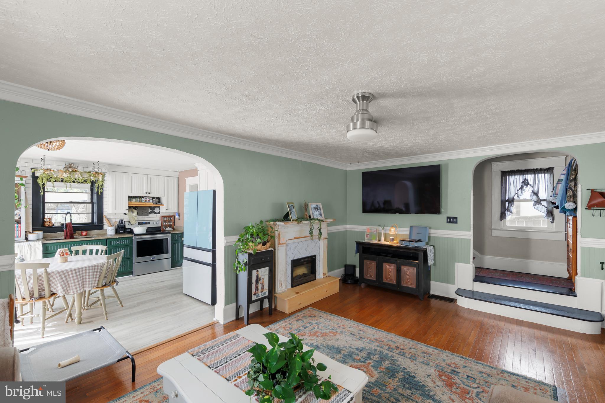 HOFFMAN HEIGHTS - Residential Lease