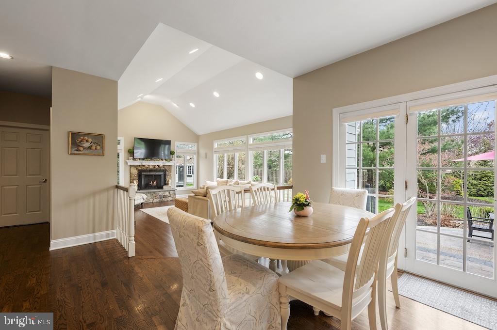 REGAL GLEN - Residential