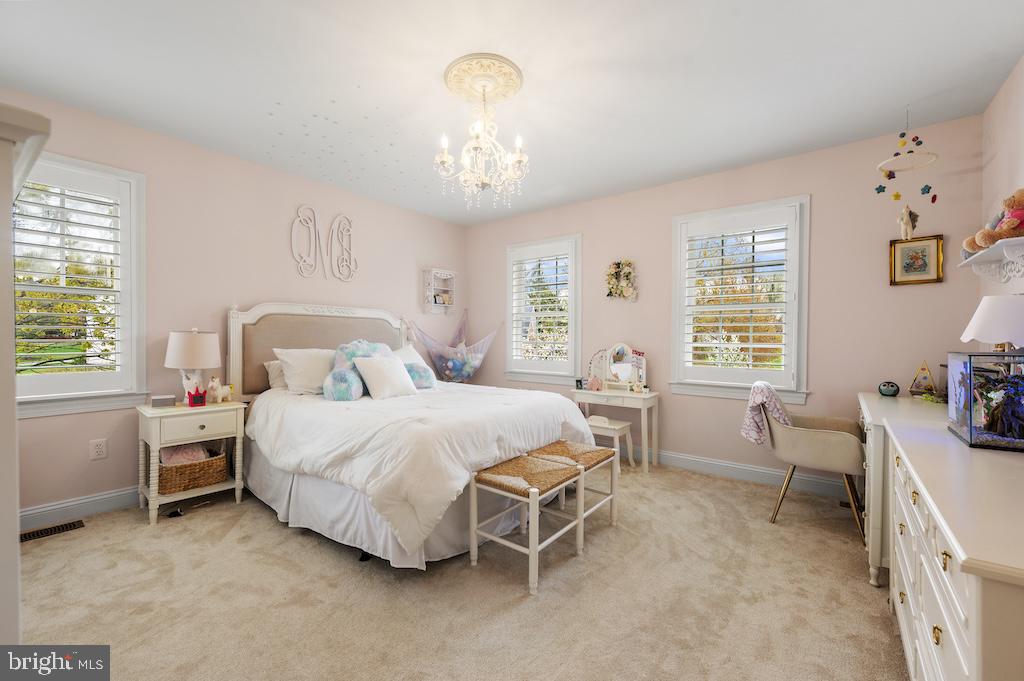 REGAL GLEN - Residential