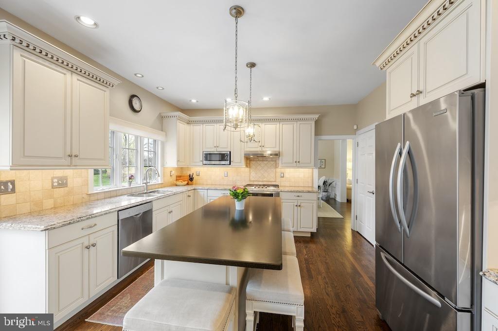 REGAL GLEN - Residential