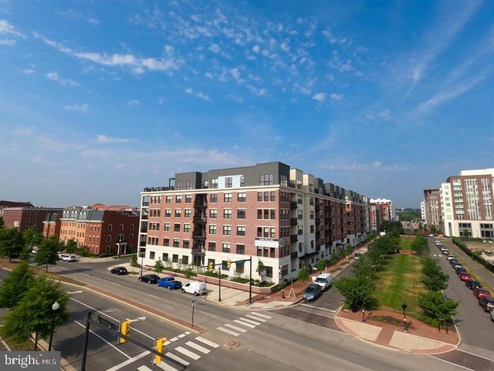 POTOMAC YARD - Residential