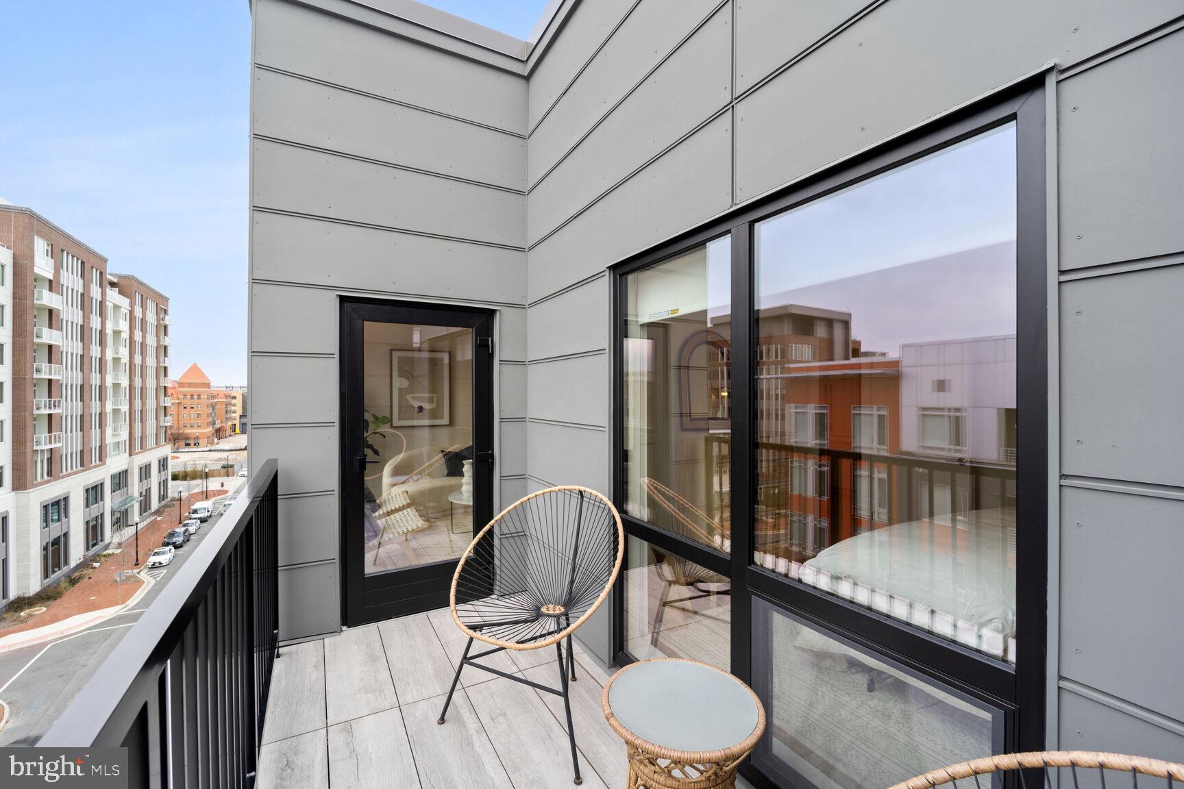 POTOMAC YARD - Residential