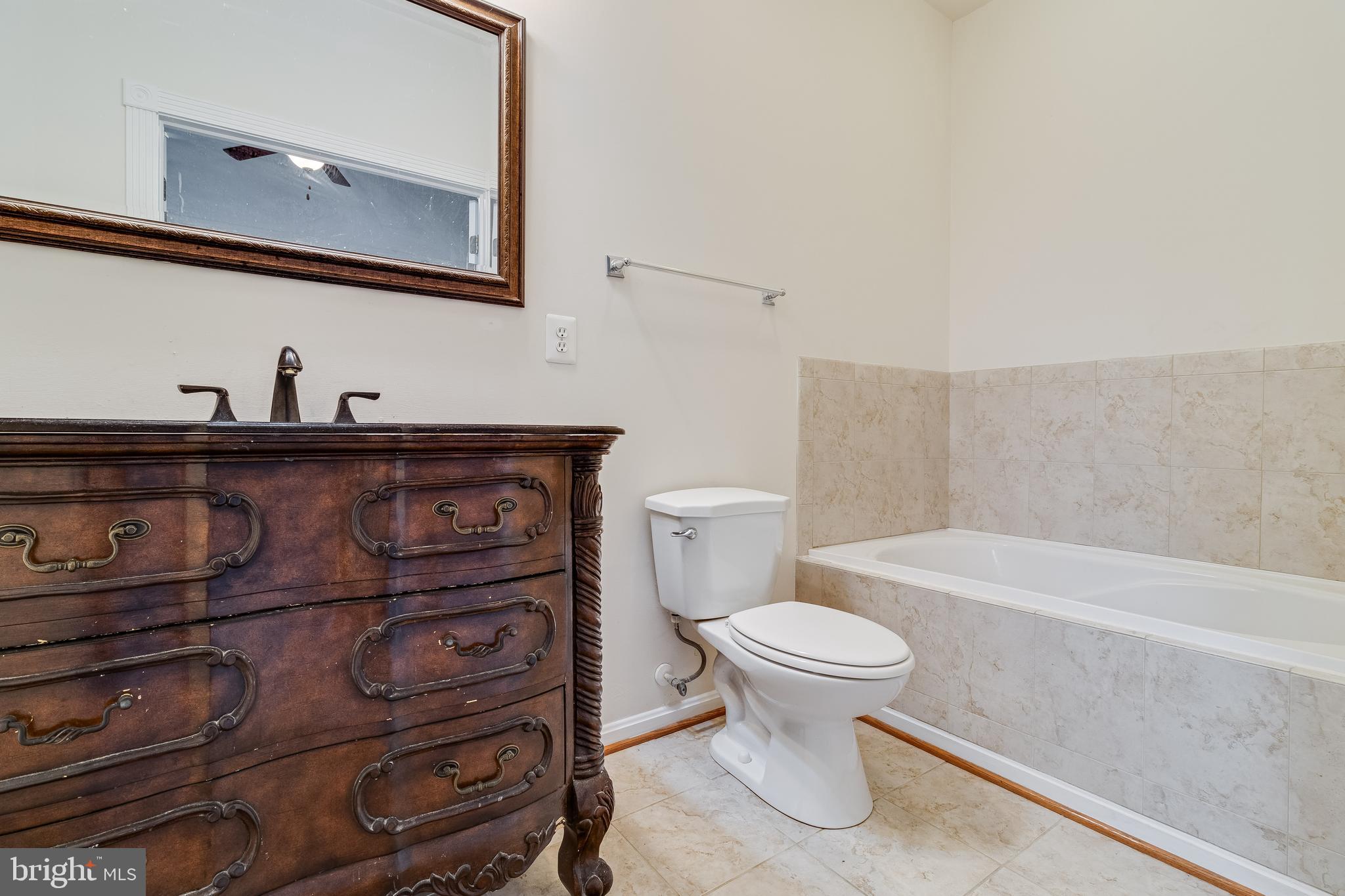 CENTENNIAL COMMONS - Residential