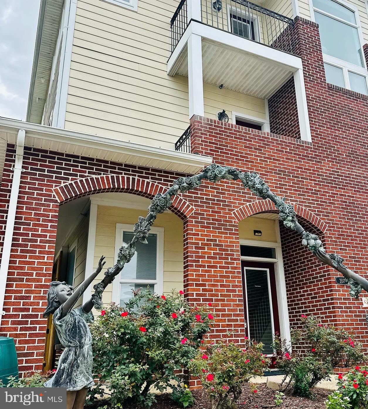 CENTENNIAL COMMONS - Residential