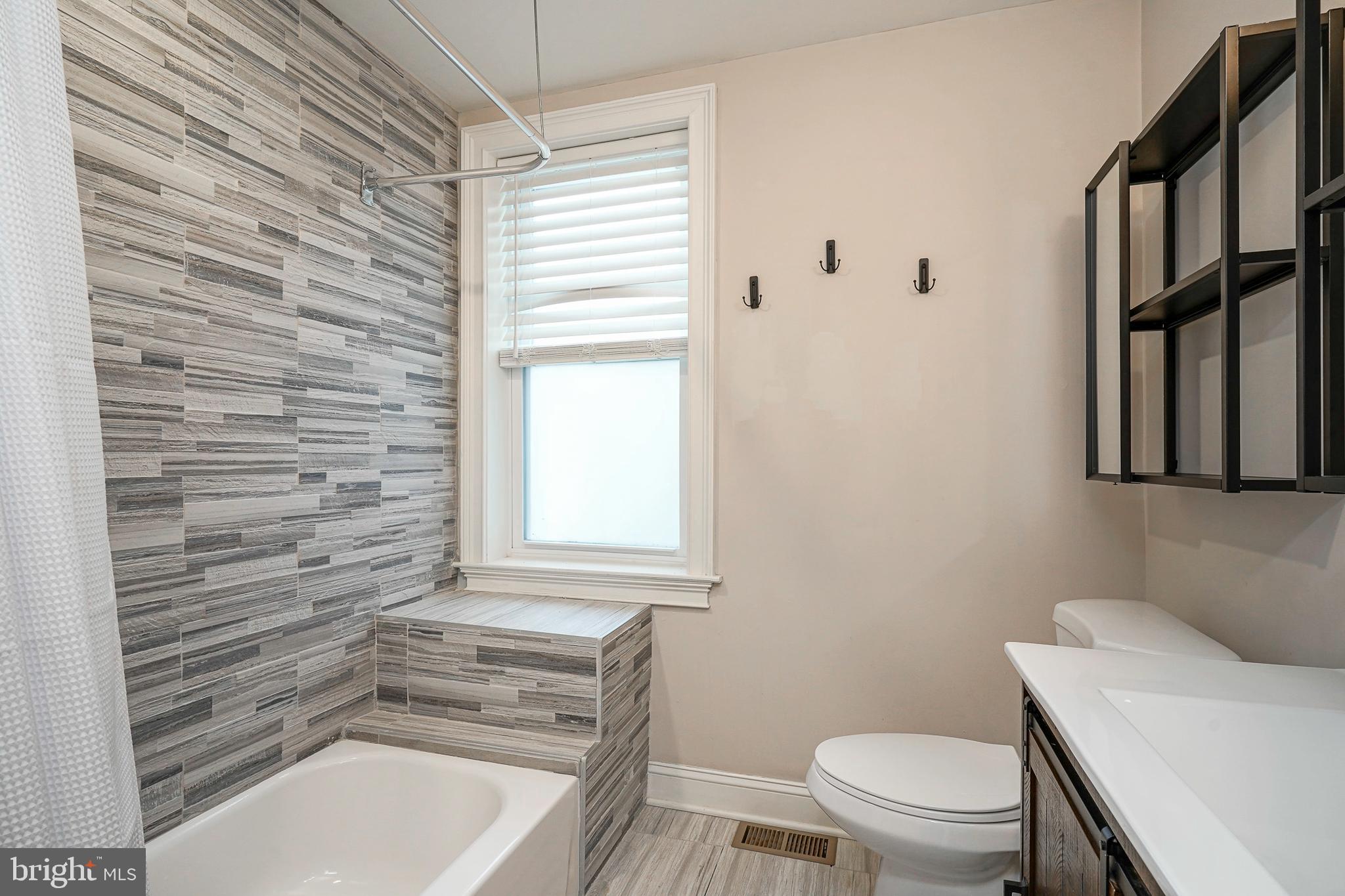 GRADUATE HOSPITAL - Residential Lease