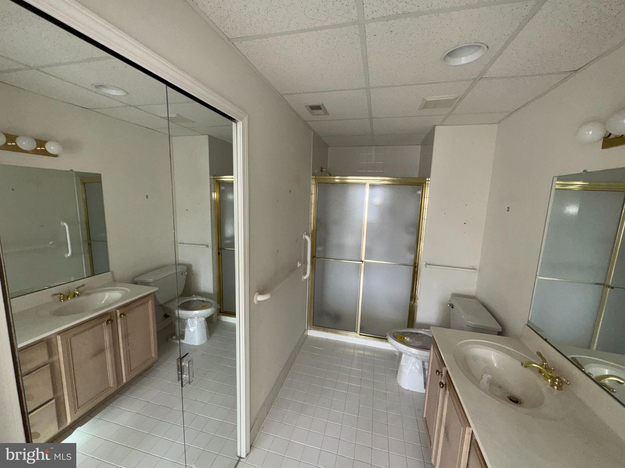 CENTENNIAL STATION - Residential