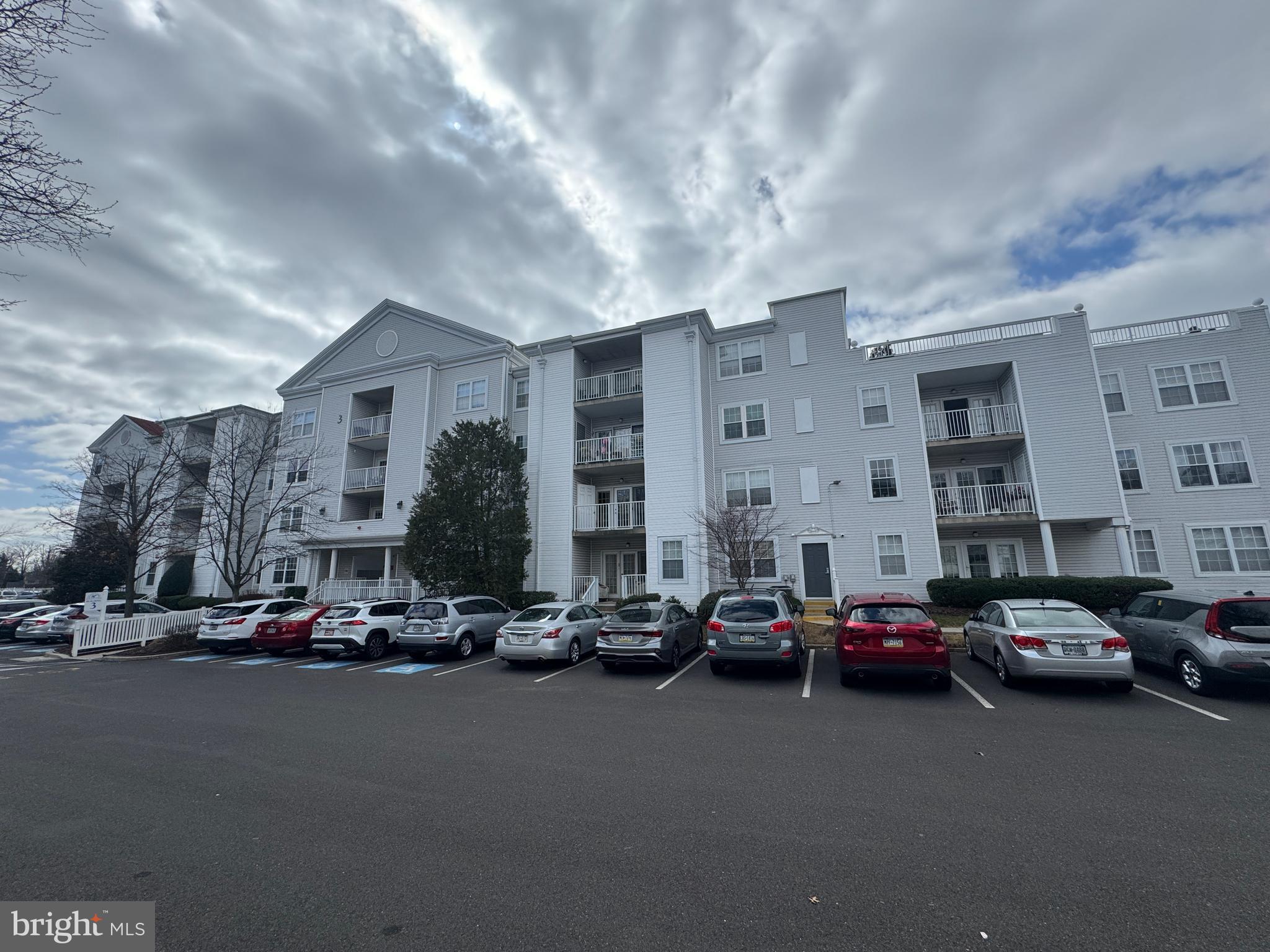 CENTENNIAL STATION - Residential