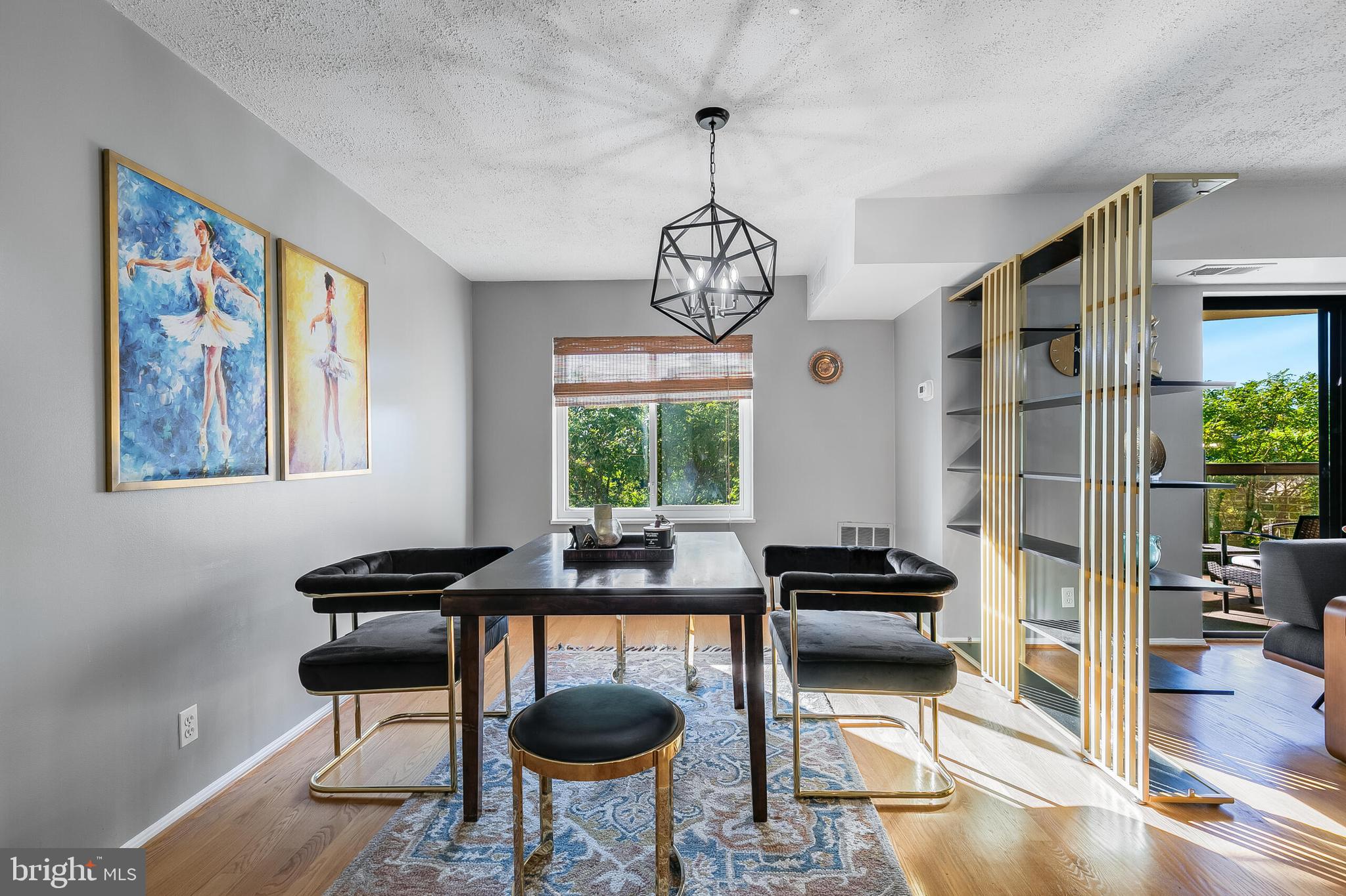 ROTONDA - Residential Lease