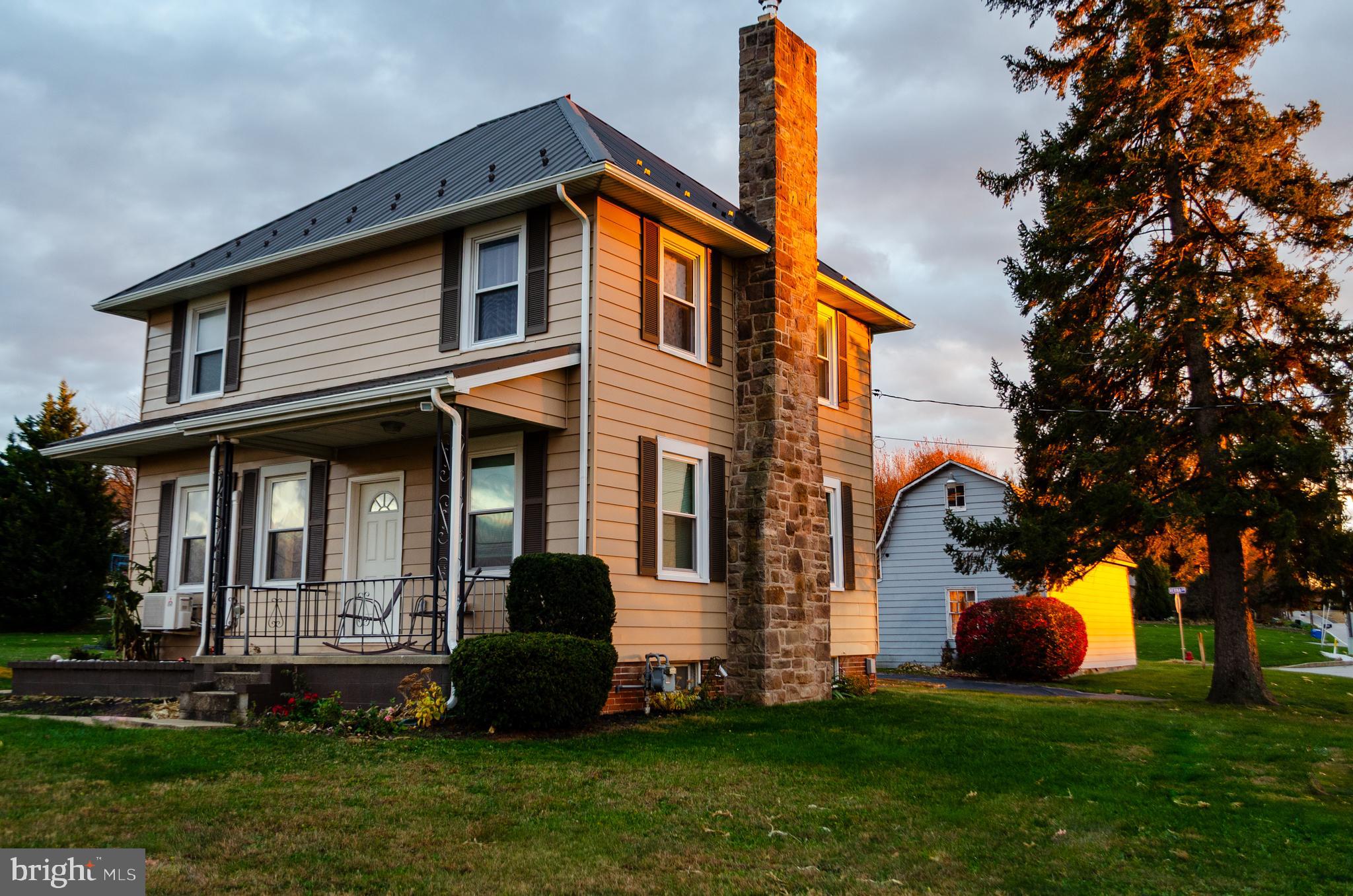 YORK TWP - Residential